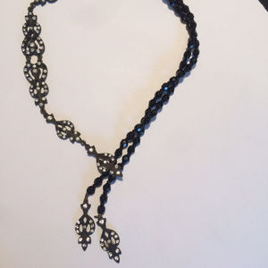 VINTAGE NECKLACE with RHINESTONES & GLASS BEADS